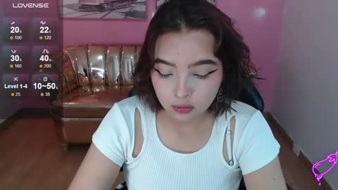 Mia online show from 11-23-25, 12:49