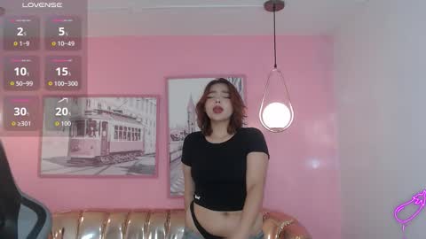 Mia online show from 01-15-26, 01:37