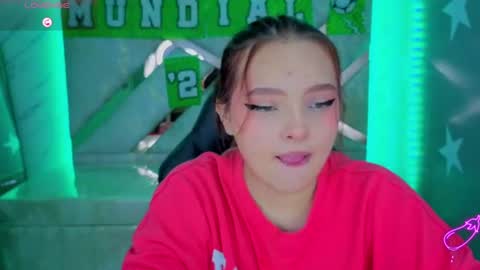 Snapshot of mia_foster_t chatting on 06-26-26, 02:21 Mia online show from 06-26-26, 02:21