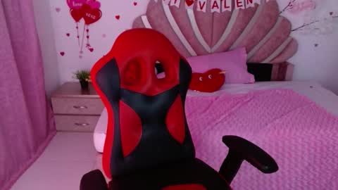 mia online show from 02-15-26, 02:52