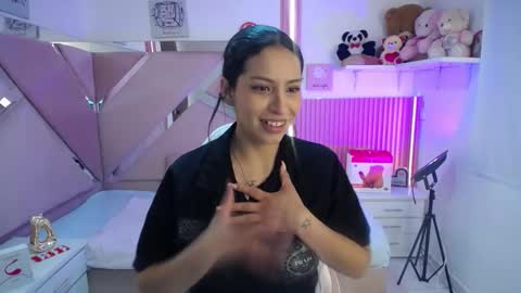 Snapshot of mia_garcia28 chatting on 01-07-26, 08:00 mia_garcia28 online show from 01-07-26, 08:00