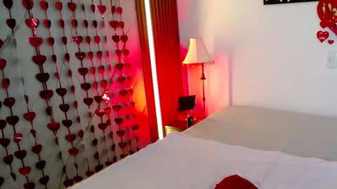 Snapshot of mia_garcia28 chatting on 02-14-26, 07:21 mia_garcia28 online show from 02-14-26, 07:21