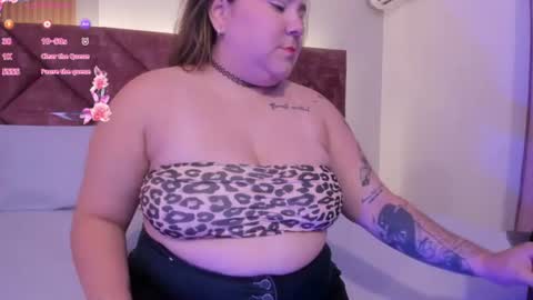Snapshot of mia_ginger_bbw chatting on 06-27-26, 08:36 mia online show from 06-27-26, 08:36