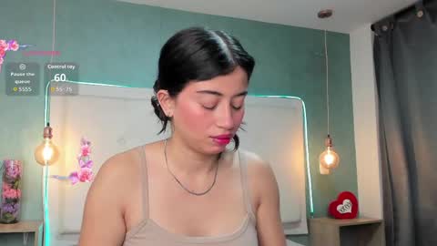Snapshot of mia_gomez52 chatting on 05-25-26, 02:01 mia online show from 05-25-26, 02:01