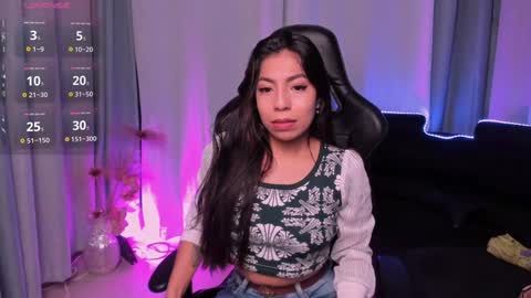 Mia online show from 12-29-24, 01:38