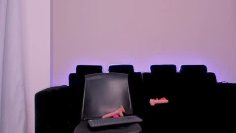 Mia online show from 01-25-25, 01:54