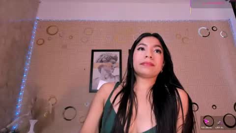 Mia online show from 07-19-26, 01:15