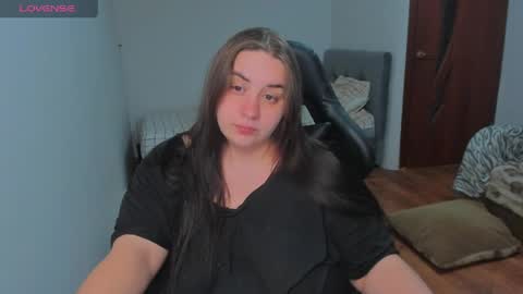 Mia online show from 03-30-26, 09:27