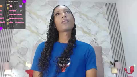 Mia Hiills online show from 05-19-26, 12:33