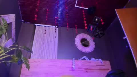 Val  online show from 12-20-25, 12:23