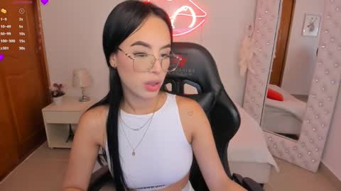    online show from 03-05-25, 12:33