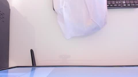    online show from 10-06-25, 12:02