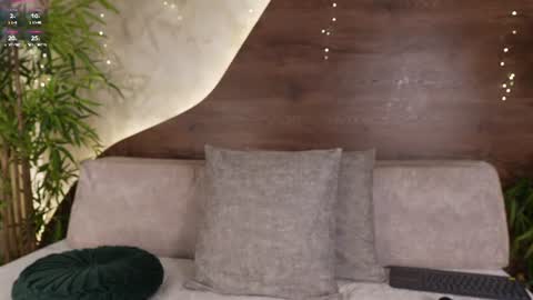 Snapshot of mia_lacy chatting on 06-22-26, 10:18 mia_lacy online show from 06-22-26, 10:18