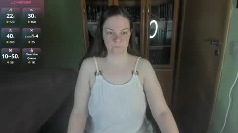 Snapshot of mia_lores chatting on 05-21-26, 09:05 mia_lores online show from 05-21-26, 09:05