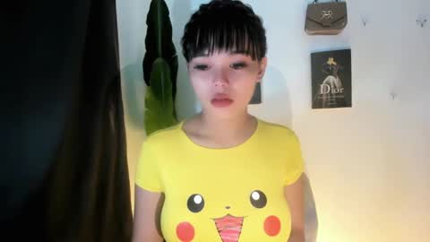Snapshot of mia_lover9 chatting on 04-24-26, 01:35 M I A online show from 04-24-26, 01:35