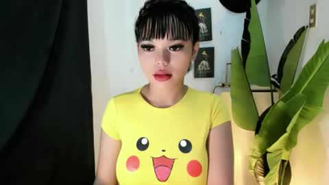 Snapshot of mia_lover9 chatting on 05-26-26, 02:07 M I A online show from 05-26-26, 02:07