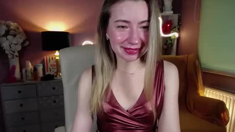 Mia online show from 02-15-25, 08:00