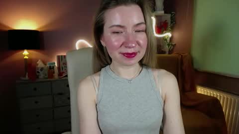 Mia online show from 03-07-25, 10:45