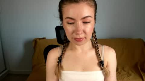 Snapshot of mia_luxx92 chatting on 06-28-26, 01:17 Mia online show from 06-28-26, 01:17