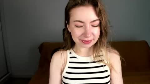 Snapshot of mia_luxx92 chatting on 07-07-26, 06:16 Mia online show from 07-07-26, 06:16