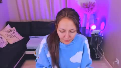 Snapshot of mia_meowxkiss chatting on 10-10-25, 03:33 mia_meowxkiss online show from 10-10-25, 03:33