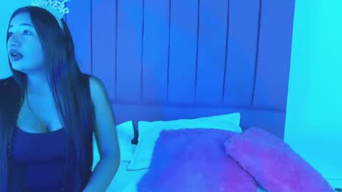 MiaMiller online show from 01-07-26, 07:38