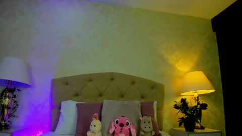 mia montess online show from 04-30-26, 12:44