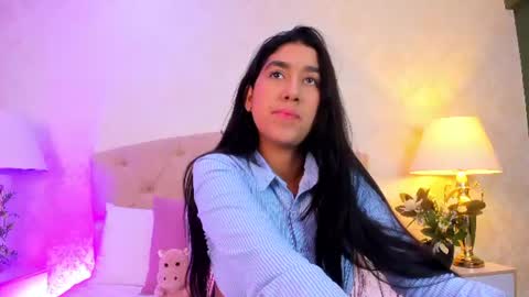 Snapshot of mia_montess chatting on 06-19-26, 03:16 mia montess online show from 06-19-26, 03:16