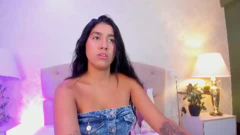 Snapshot of mia_montess chatting on 07-06-26, 01:08 mia montess online show from 07-06-26, 01:08