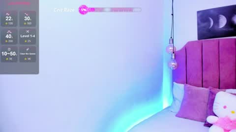 Snapshot of mia_naive chatting on 06-15-26, 12:29 Mia online show from 06-15-26, 12:29