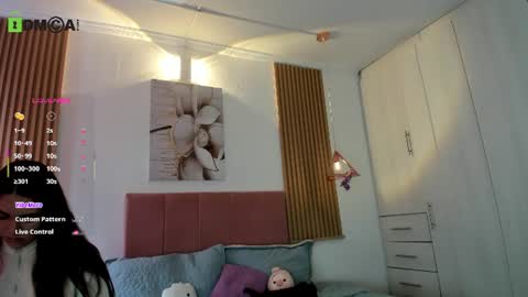 Snapshot of mia_nevaeh chatting on 06-20-26, 08:11 Mia Nevaeh - follow me online show from 06-20-26, 08:11