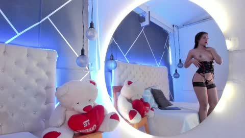 Snapshot of mia_oconner chatting on 12-06-24, 04:28 mia_oconner online show from 12-06-24, 04:28