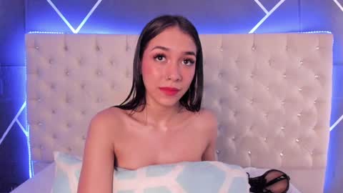 Snapshot of mia_oconner chatting on 12-14-24, 07:25 mia_oconner online show from 12-14-24, 07:25