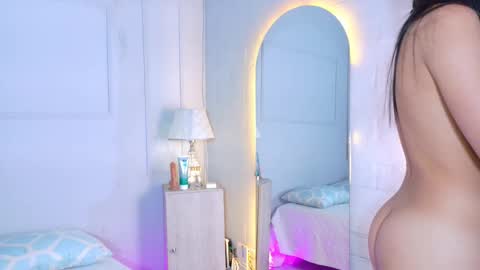 Snapshot of mia_oconner chatting on 09-26-25, 08:57 mia_oconner online show from 09-26-25, 08:57