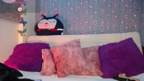 Snapshot of mia_petitebaby chatting on 02-05-26, 01:54 Ma online show from 02-05-26, 01:54