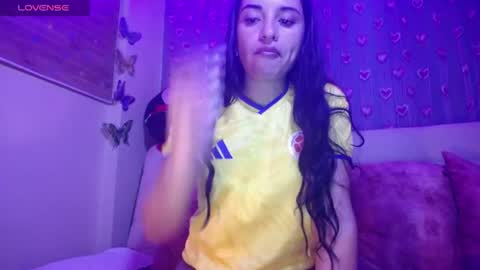 Snapshot of mia_petitebaby chatting on 07-21-26, 03:36 Ma online show from 07-21-26, 03:36
