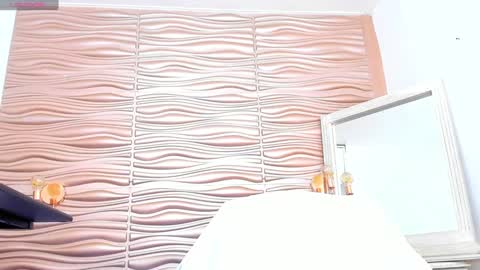 Mariana online show from 01-22-25, 12:48