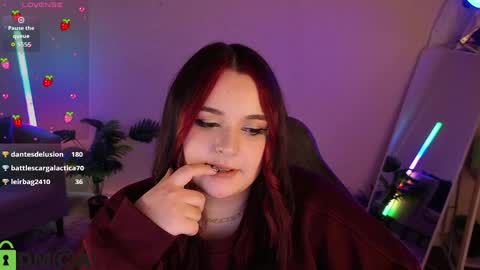 Mia online show from 04-06-26, 04:46