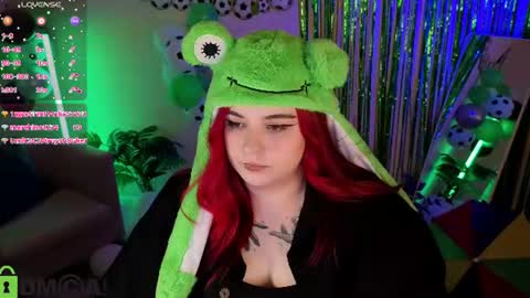 Snapshot of mia_r0ss chatting on 06-14-26, 02:24 Mia online show from 06-14-26, 02:24
