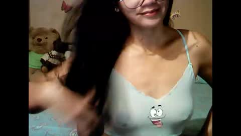 Snapshot of mia_rein chatting on 04-30-26, 02:29 mia_rein online show from 04-30-26, 02:29
