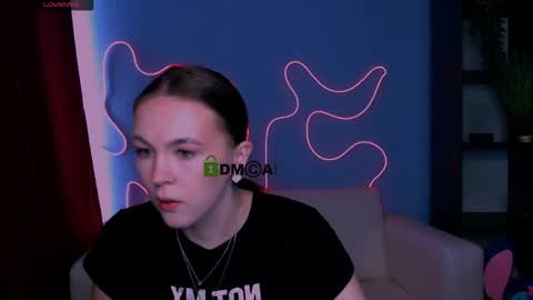 mia online show from 04-19-26, 09:19