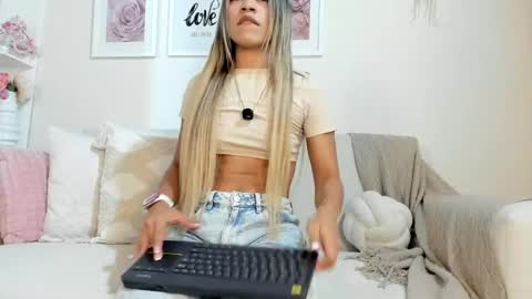 Snapshot of mia_rosse8 chatting on 05-21-26, 11:56 mia_rosse8 online show from 05-21-26, 11:56