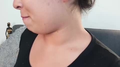 Mia Roux online show from 09-25-25, 07:39