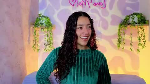 Mia . online show from 07-13-26, 02:20