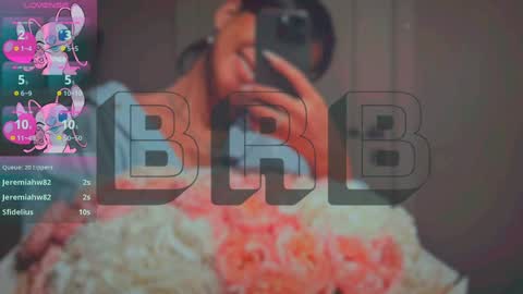 Mia online show from 02-01-25, 12:47