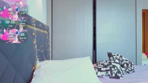 Mia online show from 02-28-25, 06:21