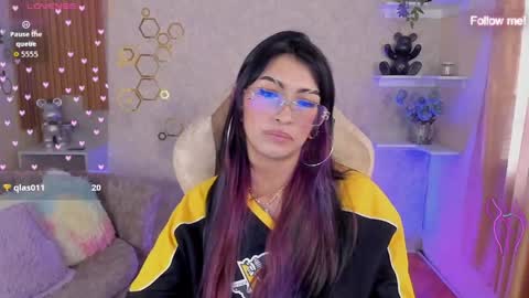 Snapshot of mia_smoke_ chatting on 05-23-26, 01:59 Mia online show from 05-23-26, 01:59