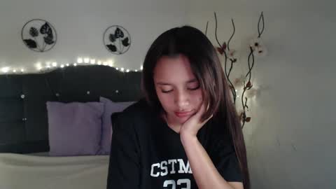 Snapshot of mia_sweetdc chatting on 01-10-25, 11:18 mia_sweetdc online show from 01-10-25, 11:18