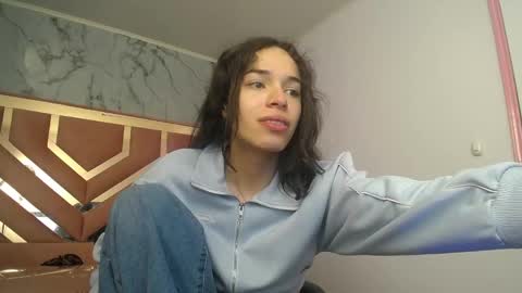 mia_swift_ch online show from 11-13-25, 03:00