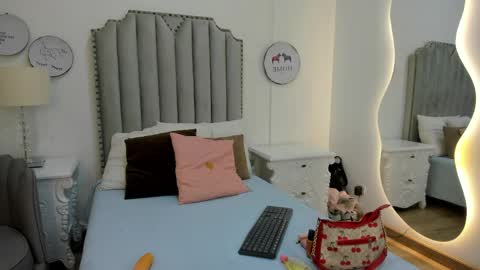 Snapshot of mia_tentacion__ chatting on 05-16-26, 07:34 mia_tentacion__ online show from 05-16-26, 07:34